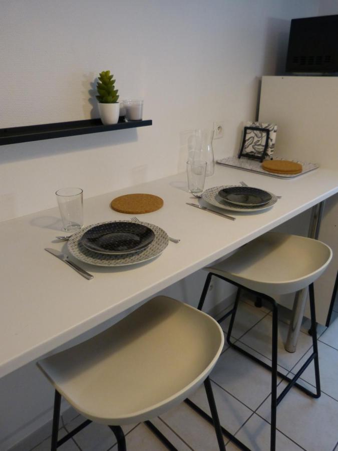 Appartement 1 Cherbourg Centre Avec Netflix Et Wifi Luaran gambar